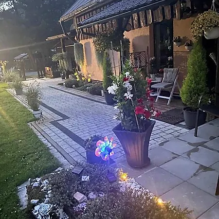 Ranczo Frodyma Bed and Breakfast 3*