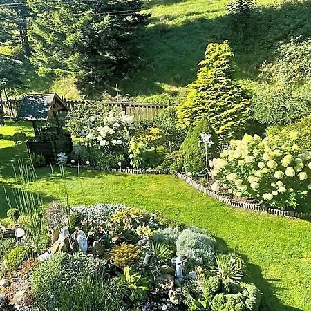 Ranczo Frodyma Bed and Breakfast 3*