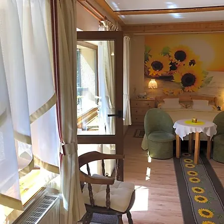 Ranczo Frodyma Bed & Breakfast